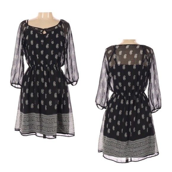 Maurice’s Black And White Paisley Print Dress Size Small